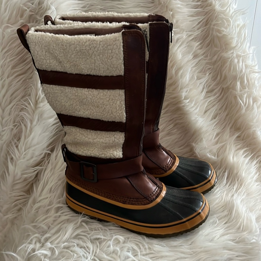 Women’s tall Helen of Tundra Sorel winter boot!
